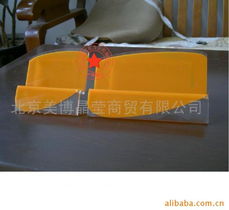 电子产品展示架 日用百货展陈之智能化升级